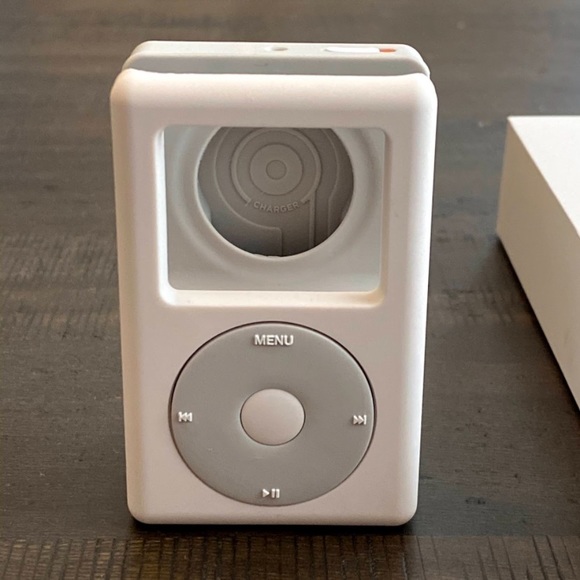 Apple Watch Series 3 - 38mm 👑 BUNDLE! - Picture 6 of 16